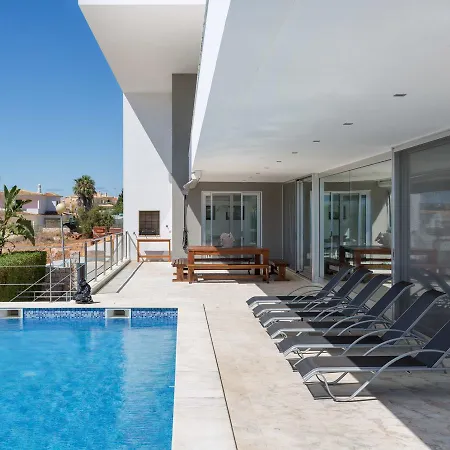 וילה Vogue By Interhome *