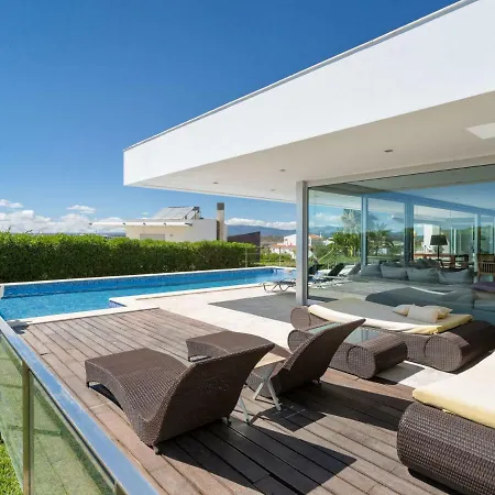 Vogue By Interhome Villa